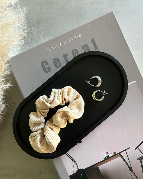 Black Oval Tray