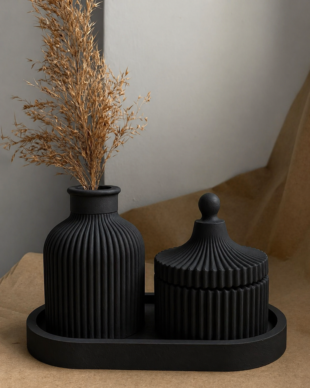 Black Vase Set (Limited Edition)