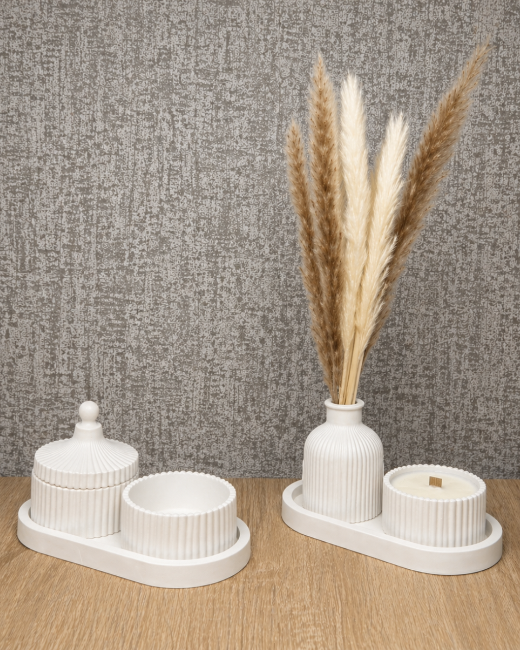 White Vase Set (Limited Edition)